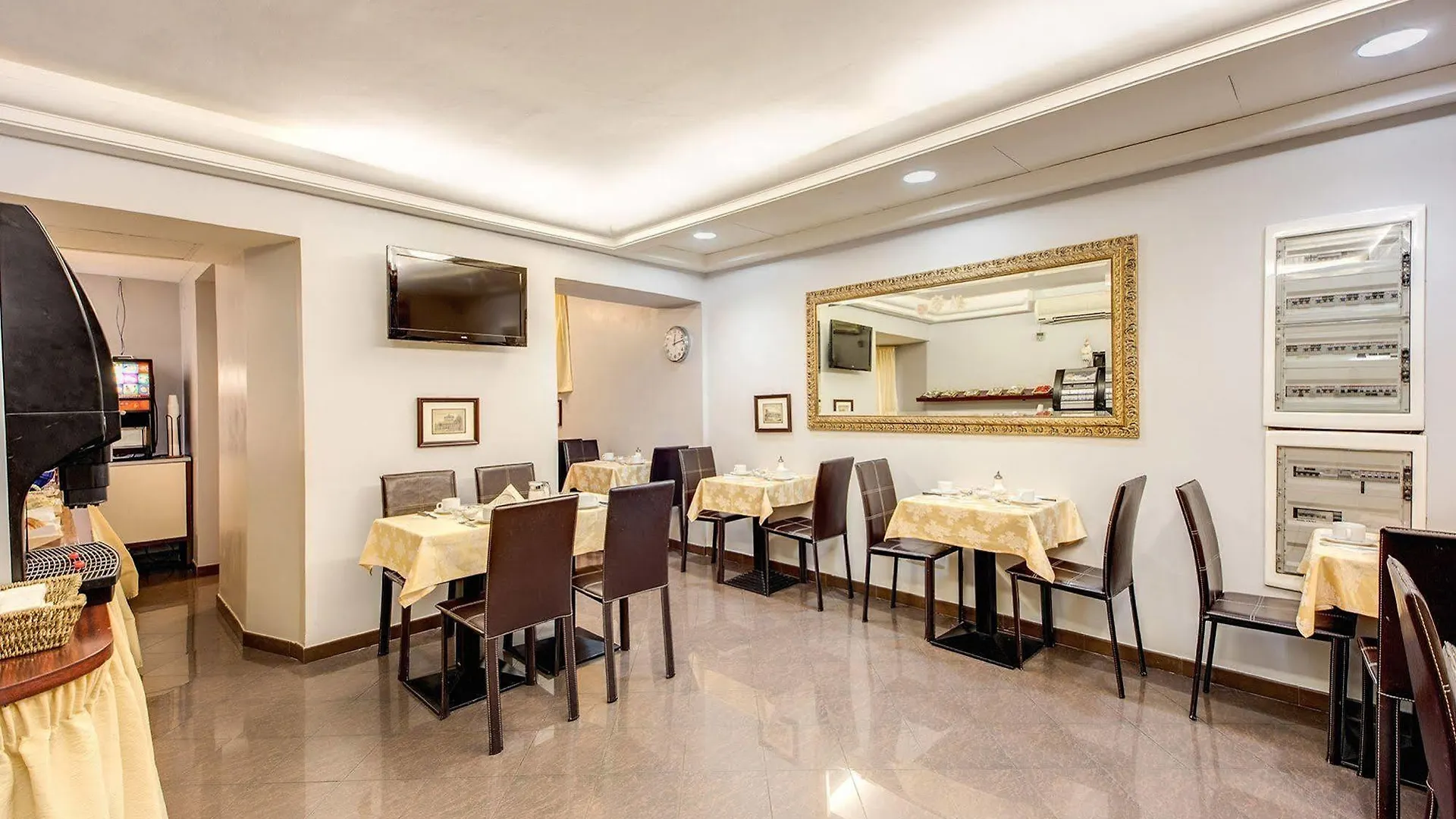 Collina Inn Rome 2*,